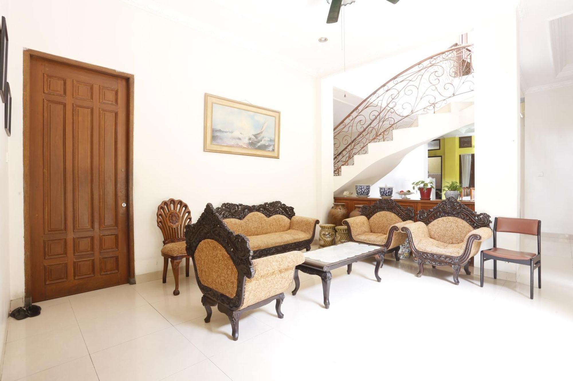 Spot On 94142 Al Fatih Residence Syariah 2 Джакарта Экстерьер фото